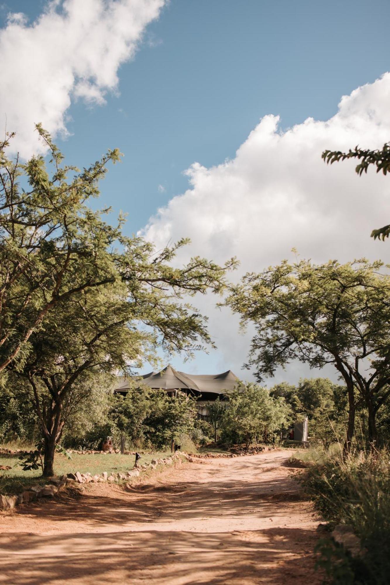 Ndhula Luxury Tented Lodge White River Dış mekan fotoğraf
