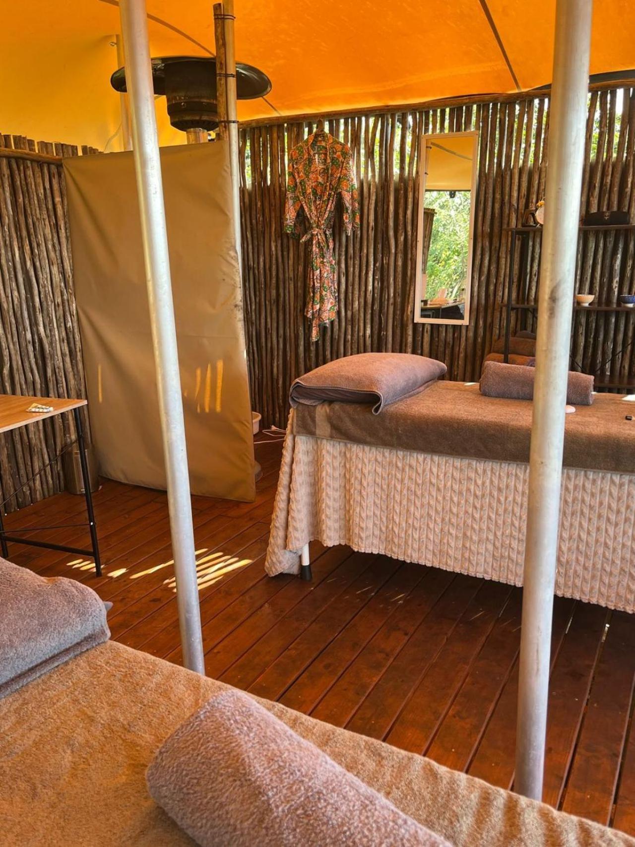 Ndhula Luxury Tented Lodge White River Dış mekan fotoğraf