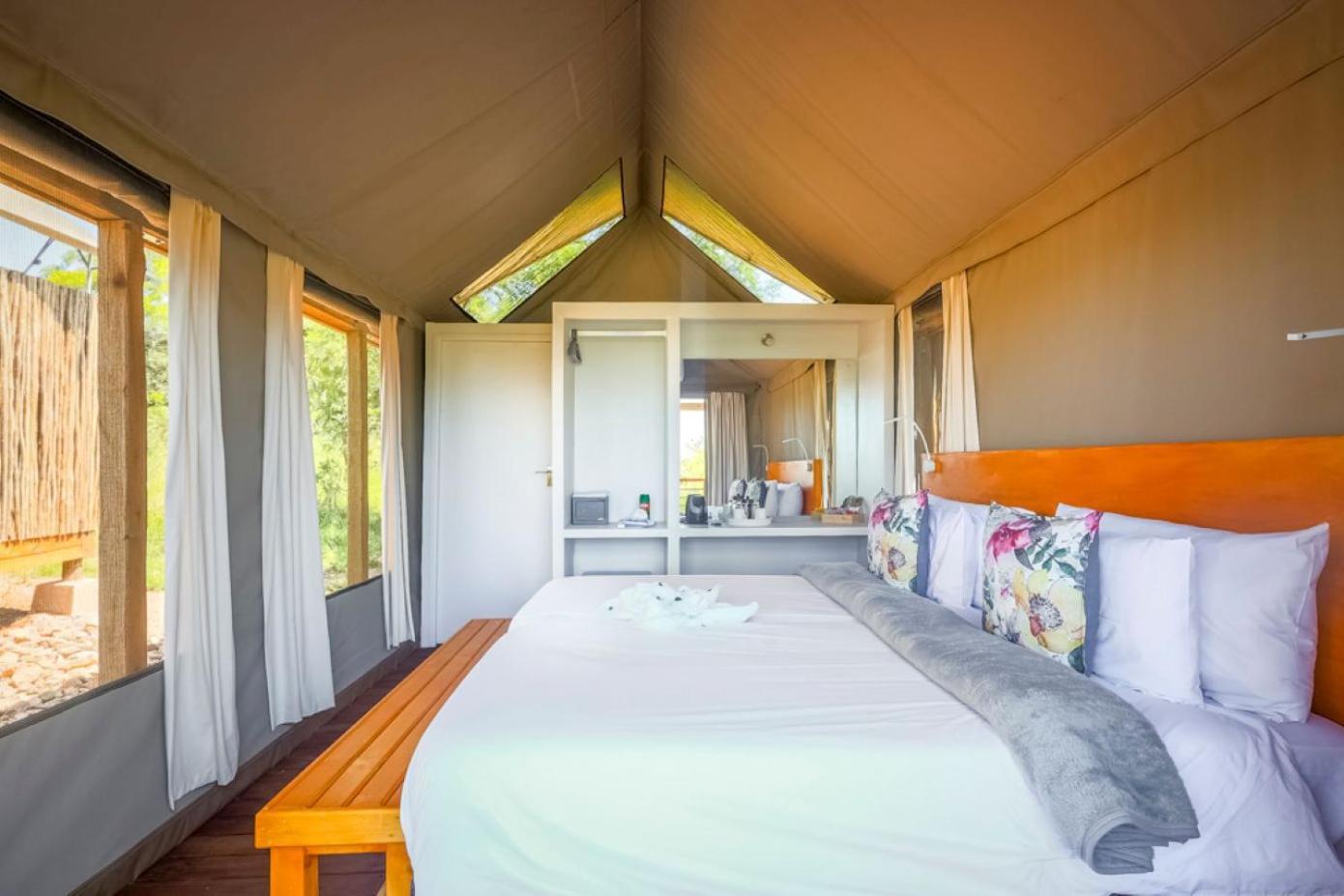 Ndhula Luxury Tented Lodge White River Dış mekan fotoğraf