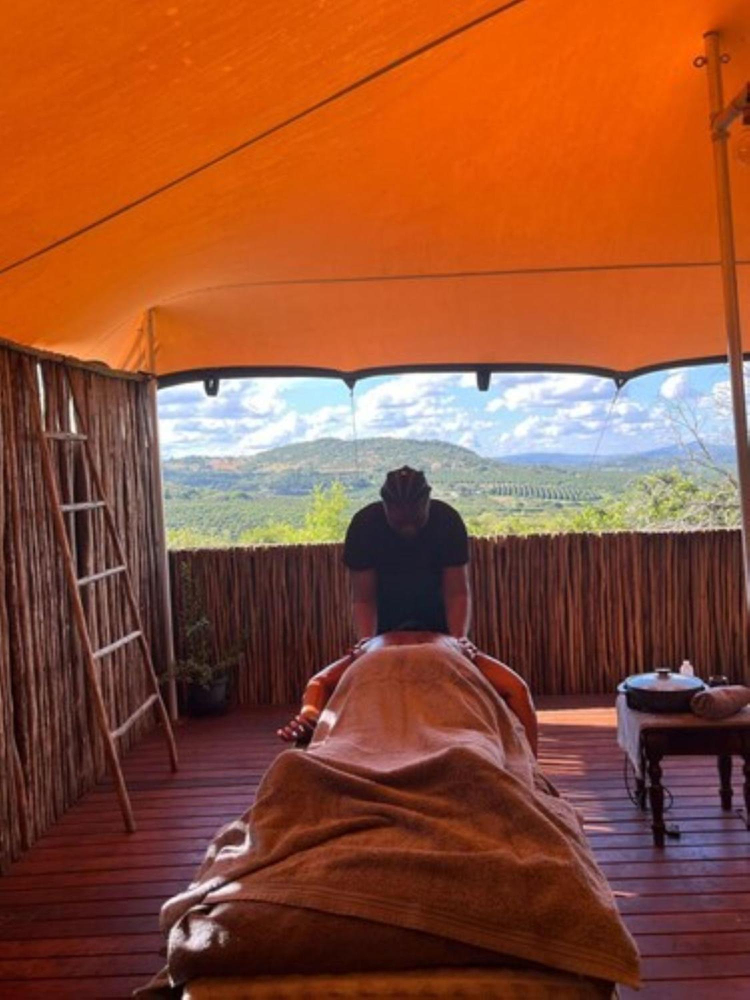 Ndhula Luxury Tented Lodge White River Dış mekan fotoğraf